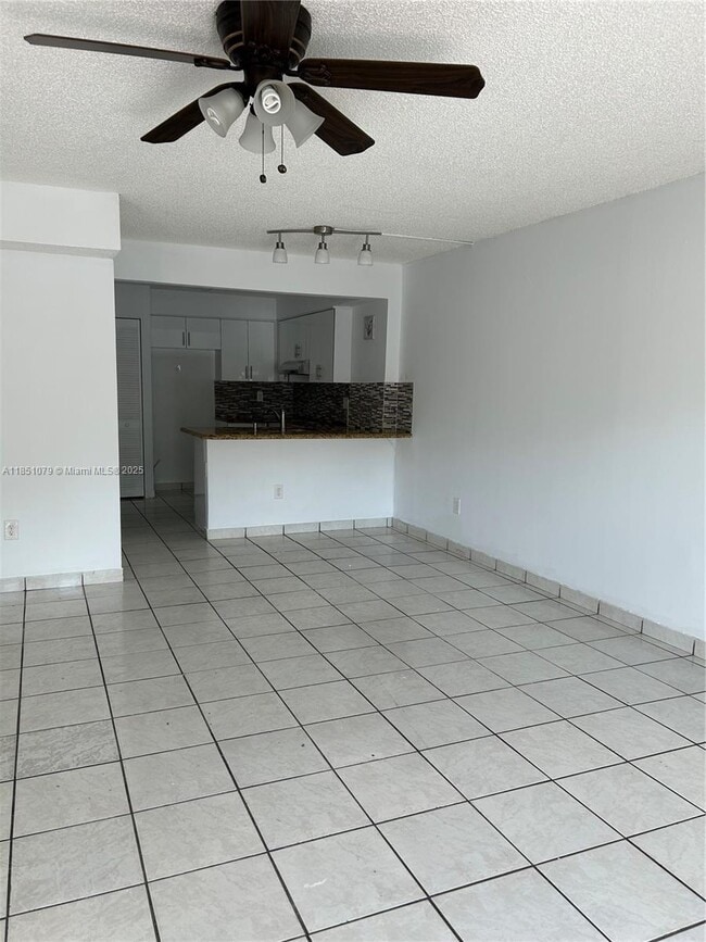 Building Photo - 15431 SW 86th Terrace