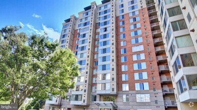 Building Photo - 2726 Gallows Rd