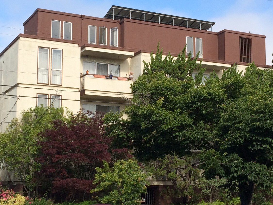 Foto principal - 375 Bellevue Ave