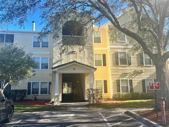 Foto del edificio - 18335 Bridle Club Dr
