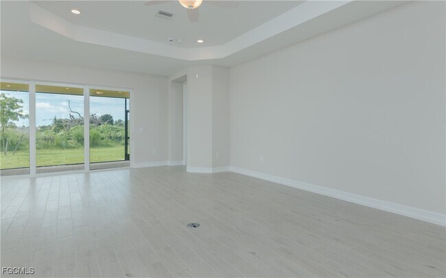 Foto del edificio - 374 Spg Hl Lk Lp