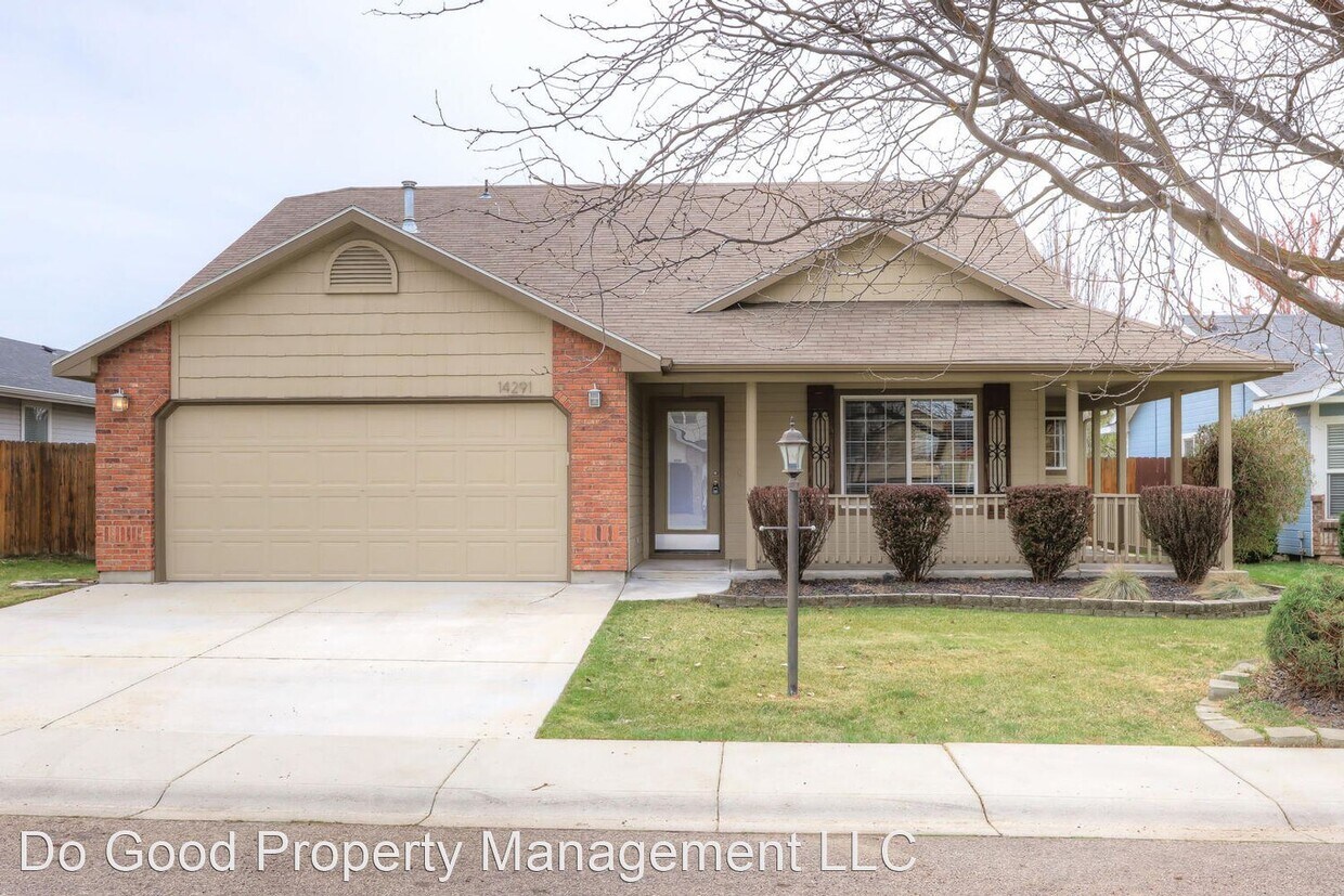 Primary Photo - 3 br, 2 bath House - 14291 W Comisky Dr.