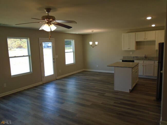 Building Photo - 106 Fisher Way