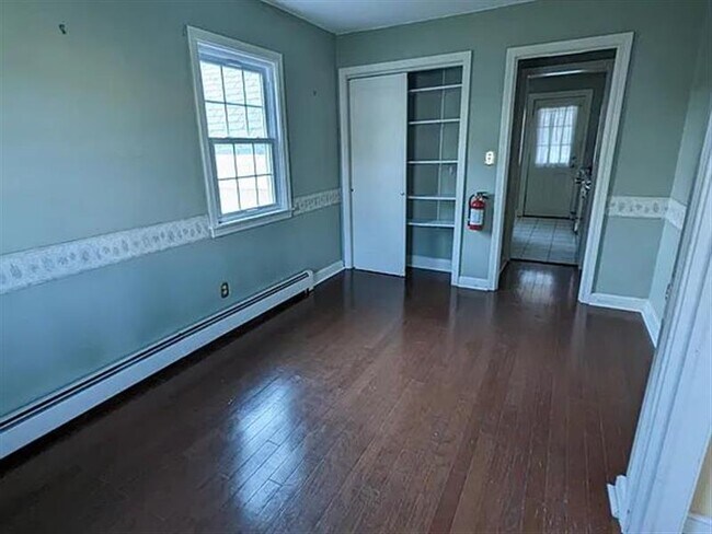 Building Photo - Roselle Sweet Homes