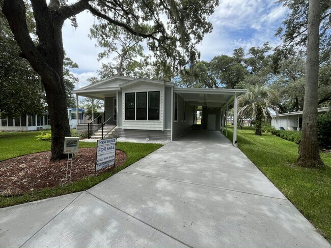 Building Photo - 113 Hill Cir