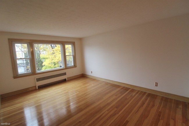 Foto del edificio - 2 br, 1 bath  - 41 Hardy Ave