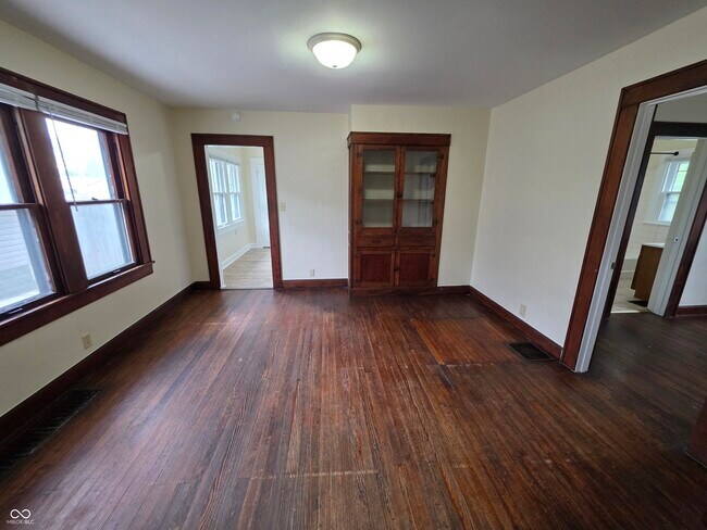 Foto del edificio - 1534 Dawson St