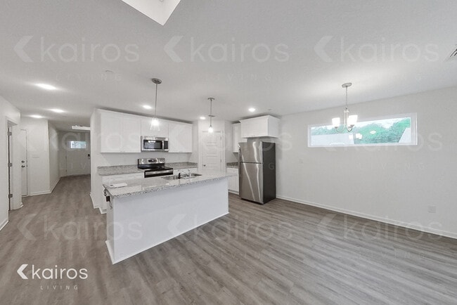 Building Photo - 11358 Camden Ct Cir