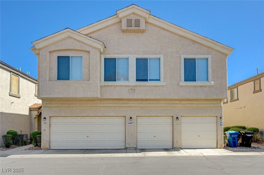 Foto principal - 6457 Stone Dry Ave