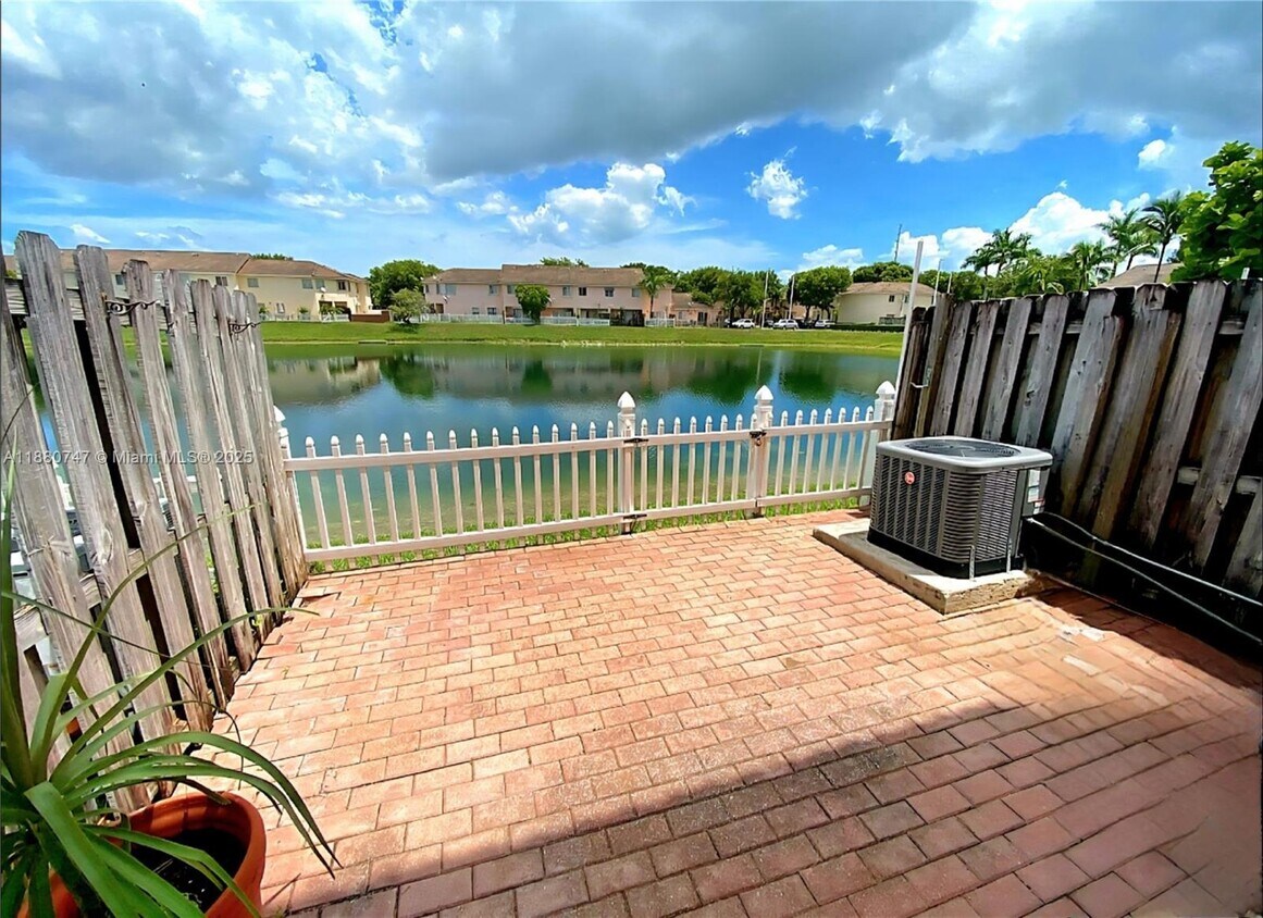 Foto principal - 14273 SW 121st Pl