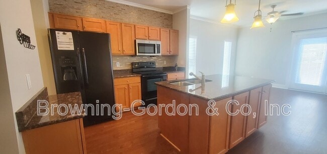 Building Photo - 3529 Steffisburg Dr