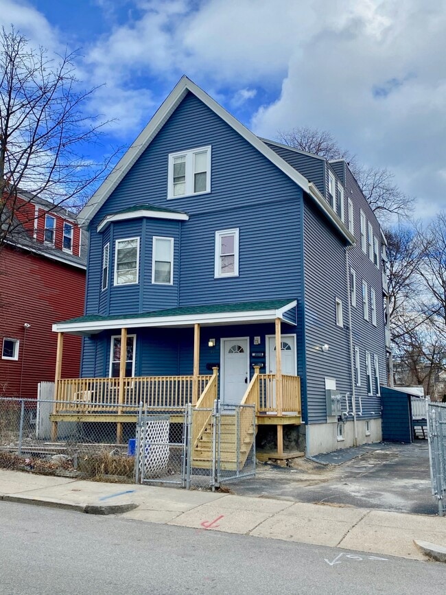 Building Photo - 60 Topliff St