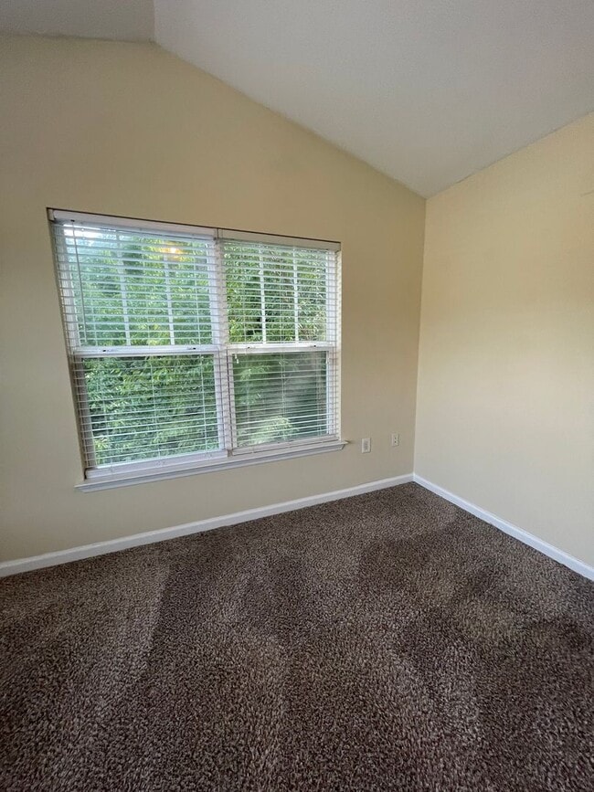 Foto del edificio - 07-212 Warrior