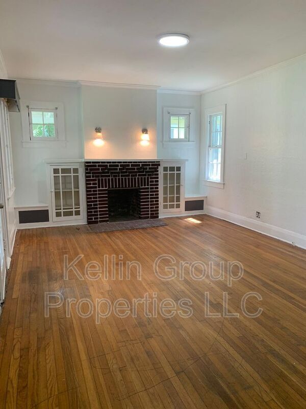 Building Photo - 1220 Ruby St
