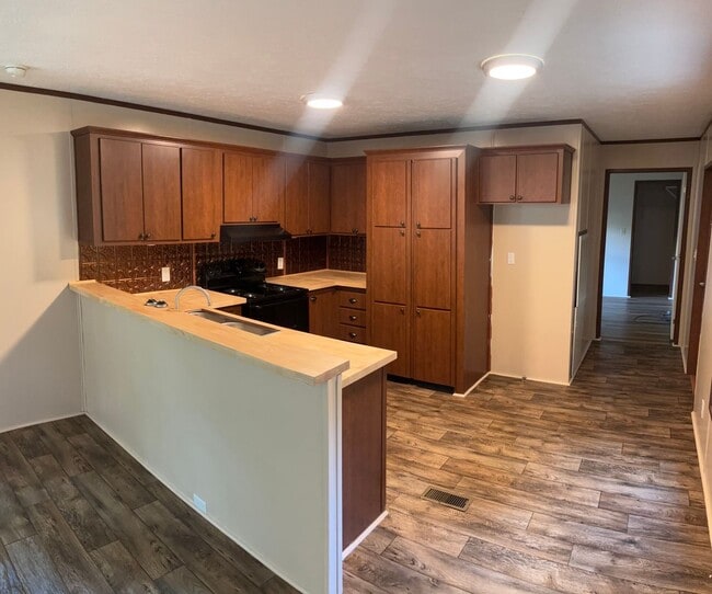 Building Photo - 161 Wagon Wheel Cir