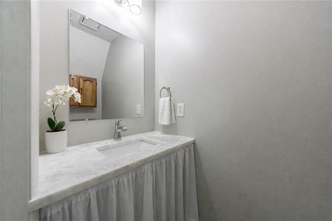 Foto del edificio - 1960 Hamilton Pl SE