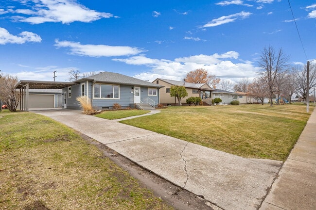 Building Photo - 3516 7th Ave S