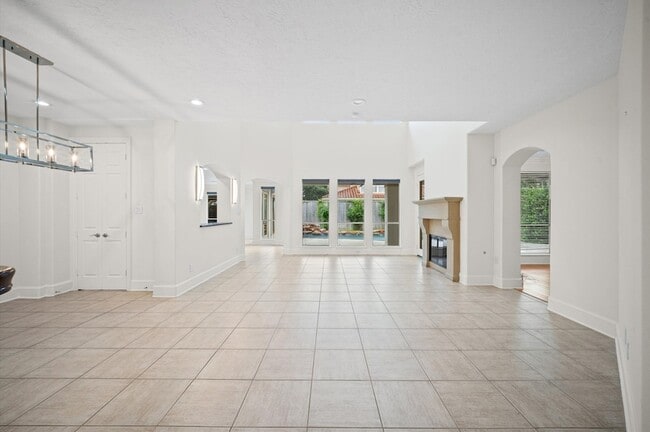 Building Photo - 14227 Flower Creek Ln