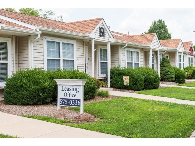 Building Photo - Upper Deerfield Estates