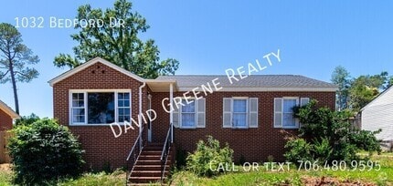 Building Photo - 1032 Bedford Dr