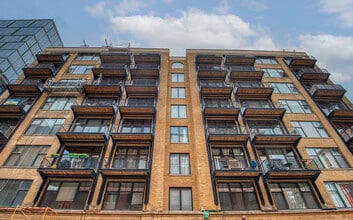 Building Photo - 625 W Jackson Blvd