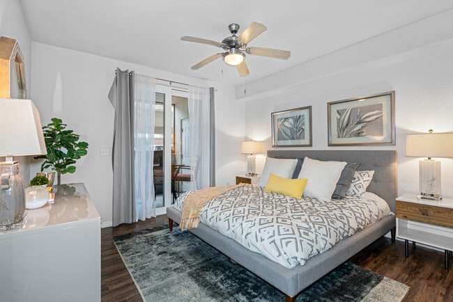 Interior Photo - The Quaye at Palm Beach Gardens