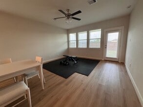 Building Photo - 4237 Red Cedar Ring Ln