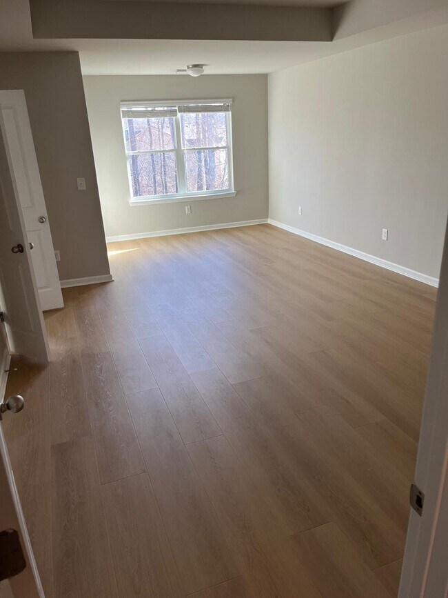 Building Photo - 897 Whittington Pky SW