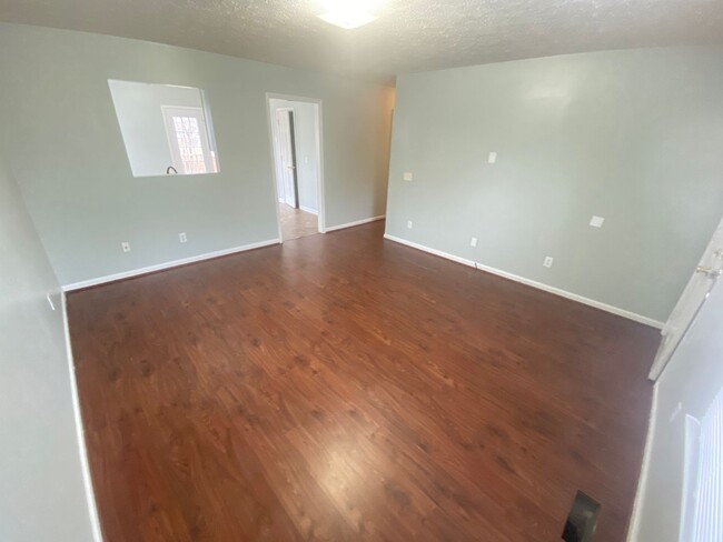 Building Photo - FOR LEASE - SINGLE FAMILY HOME IN LEBANON TN!