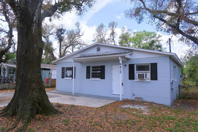 Building Photo - 9412 N Elmer St