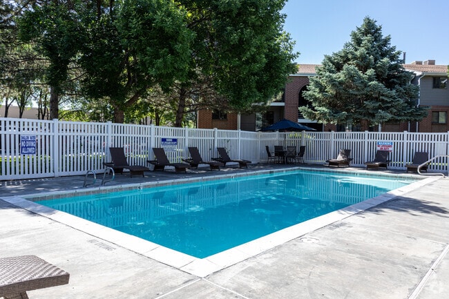 Pool Area - Peaks on Redwood