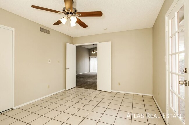 Foto del edificio - 4035 W Harmont Dr