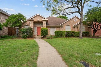 Building Photo - 1204 Morrow Ln