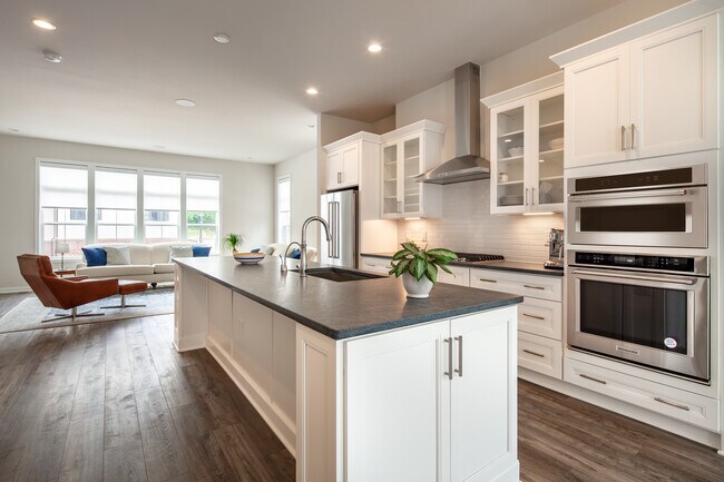 Foto del edificio - 1770 Violet Ridge Pl