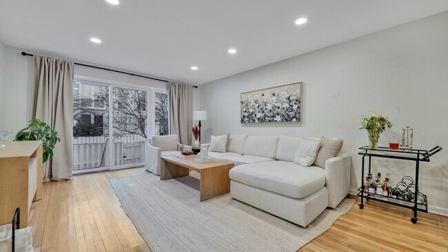 Foto del edificio - 146 G St SW