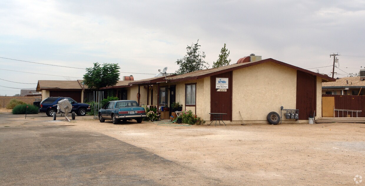 Foto principal - 12982 Mohawk Rd