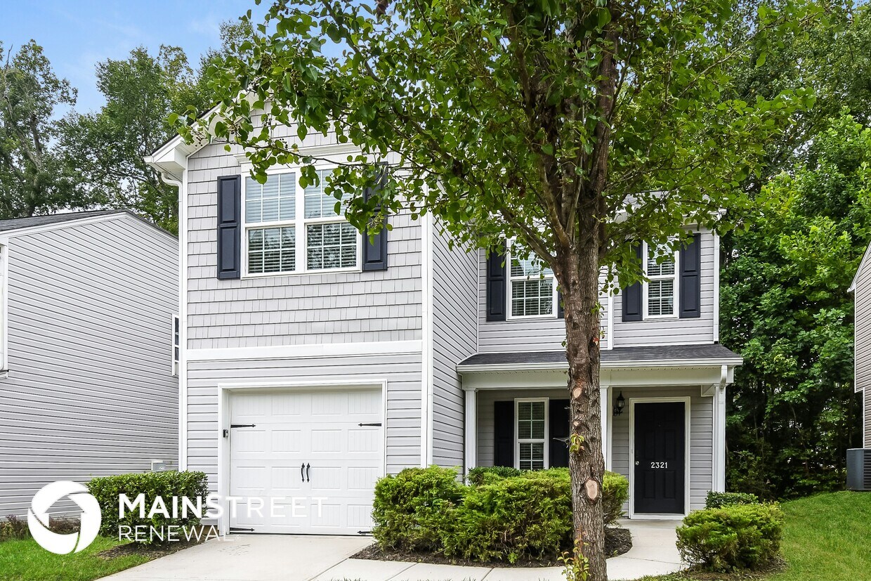 Foto principal - 2321 Deerbrook Frst Ln