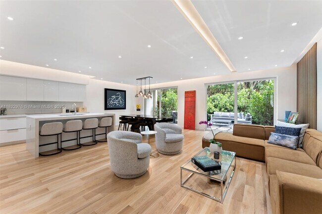 Foto del edificio - 3026 NE Quayside Ln