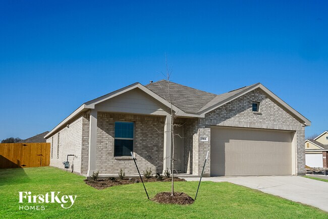 Foto del edificio - 1169 Crestview Dr
