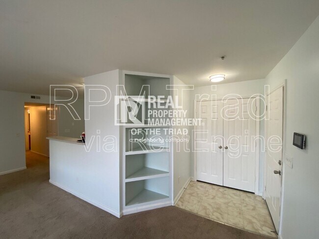Foto del edificio - 5012 Lawndale Dr