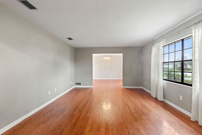 Foto del edificio - Spacious 4 Bedroom Ormond Beach Home with ...