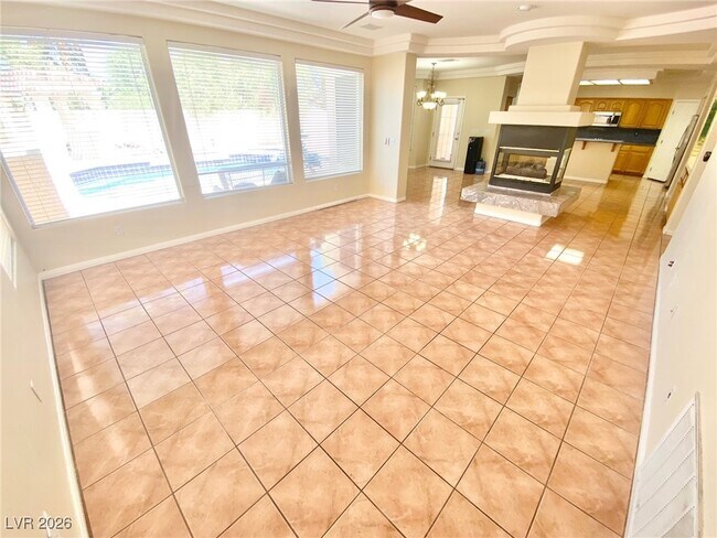 Foto del edificio - 8412 Bay Crest Dr