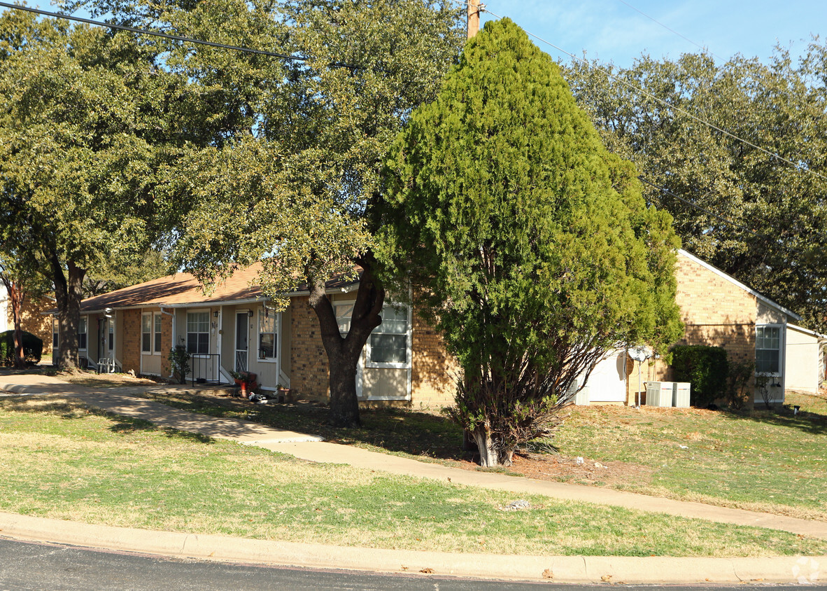Building Photo - Vega Place Apartments