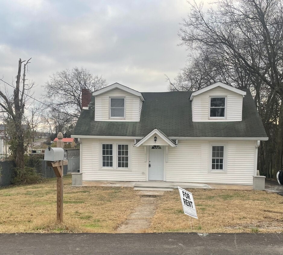 117 Depot Street - 117 Depot St (Goodlettsville, TN)