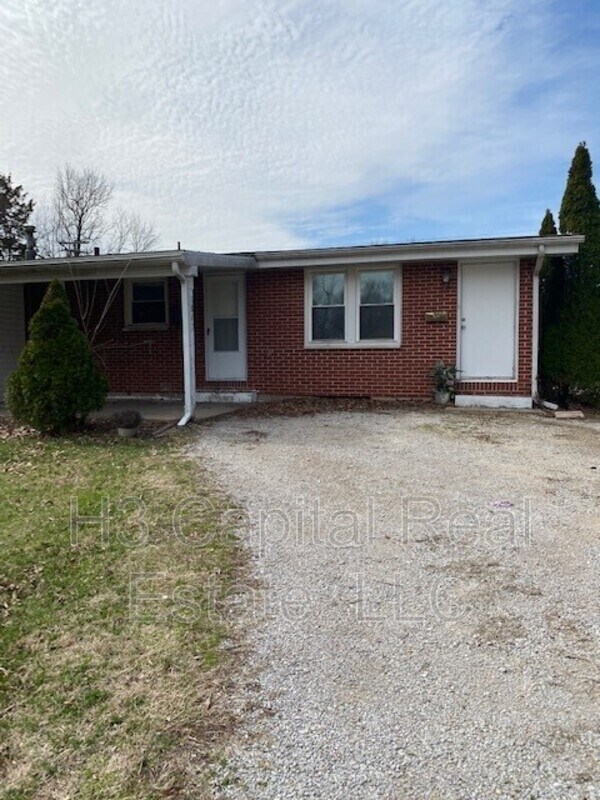 1802 Laurette Ln, Belleville, IL 62226 Condo for Rent in Belleville