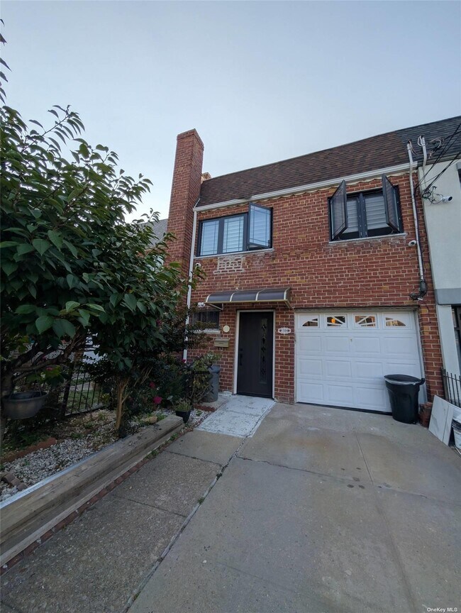 Building Photo - 20-12 Hazen St