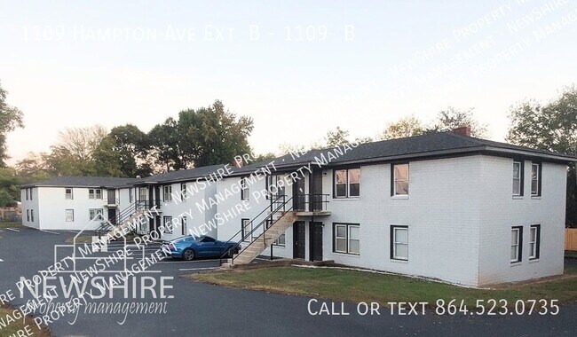 Foto del edificio - 1109 Hampton Ave Ext