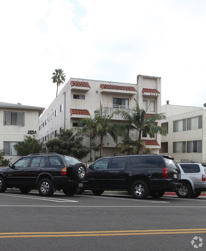 Building Photo - 1850 Winona Blvd