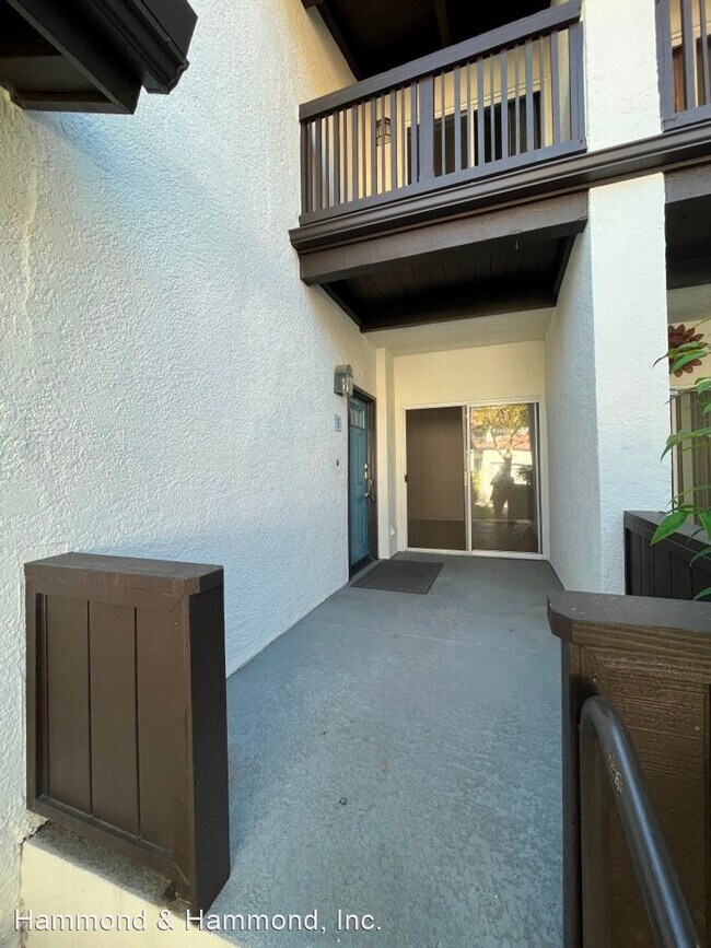 Foto del edificio - 2 br, 2.5 bath House - 5530 Spanish Oak Ln...