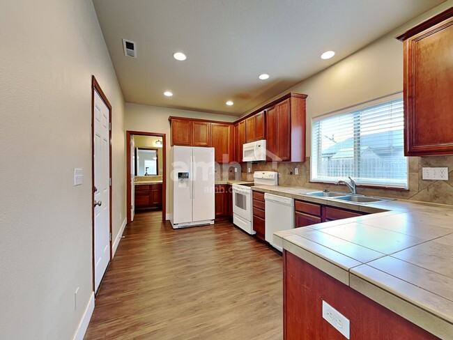 Foto del edificio - 1115 SE Rollins Avenue